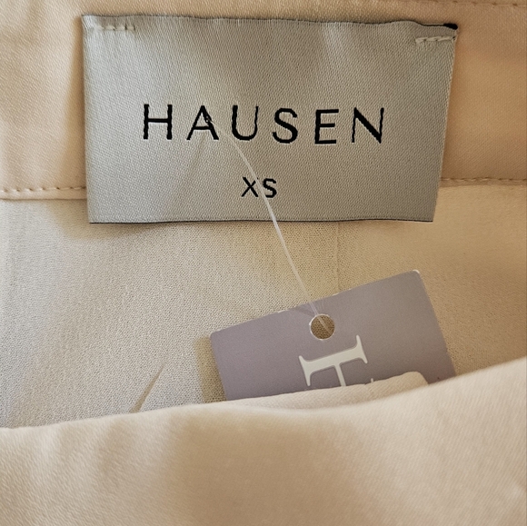 HEMLINE HAUSEN Hannah Tailored Shorts In Cream. Size XS NWT - Picture 14 of 15